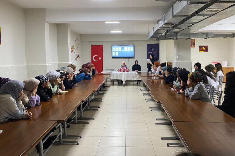 Diyarbakır'da meslek tanıtımları sürüyor