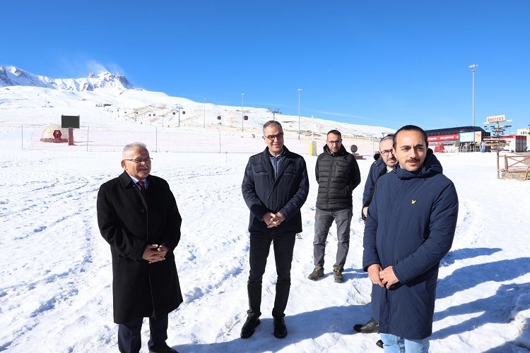 Erciyes Kayak Merkezi Başkan Büyükkılıç'ı ağırladı