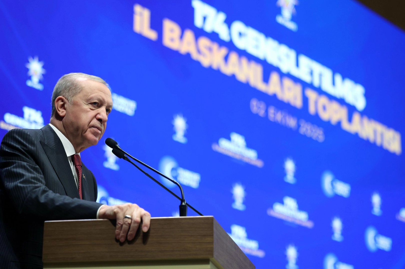 Erdoğan: Tehditlere boyun eğmeyeceğiz