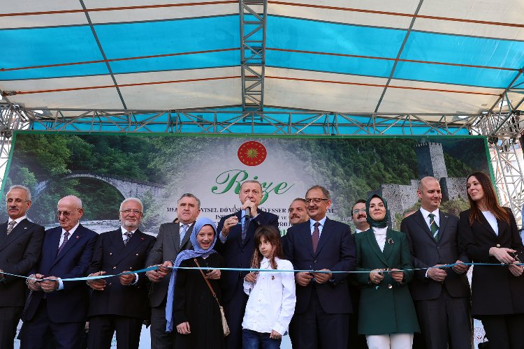 Erdoğan memleketi Rize'den dünyaya mesaj verdi... Gazze'yi çaresiz bırakmayacağız!