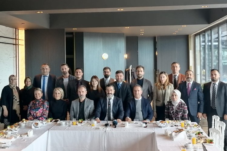 Erman Kızılyel ve ekibi DEVA Bursa'ya talip