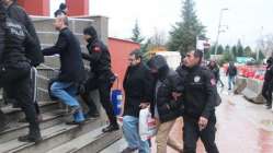 FETÖ/PDY operasyonda gözaltına alınan 56 kişiden 18 inin 12 si tutuklandı 6 kişi serbest