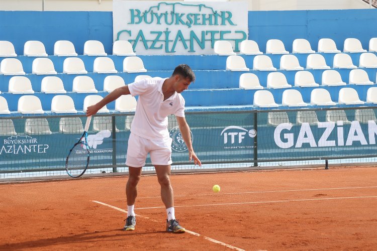 Gaziantep'te 'Cup Tenis' performansları ilgi görüyor