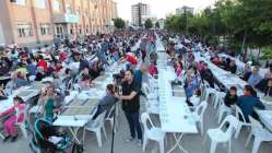 Gebze Belediyesi Yenikentte iftar verdi