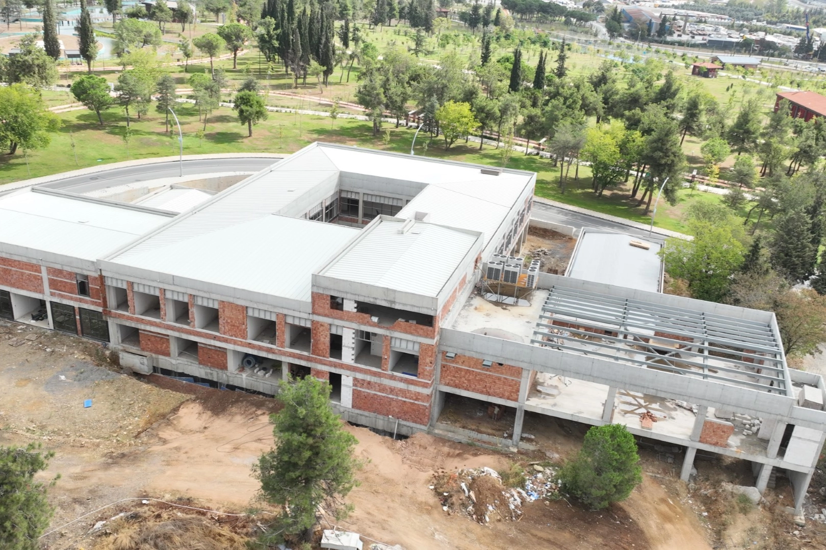 Gebze'de 'Engelsiz Yaşam Merkezi' yükseliyor