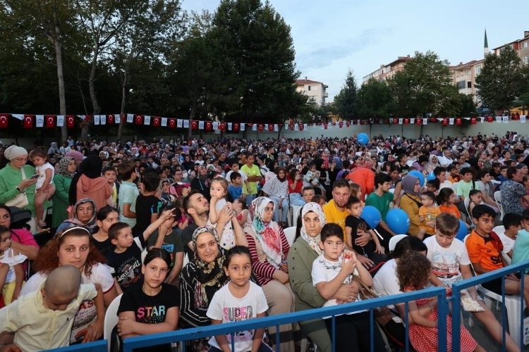 Gebze'nin mahallelerinde sinema var