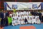 Haldun Alagaş Güney Afrika'da Karate semineri verdi