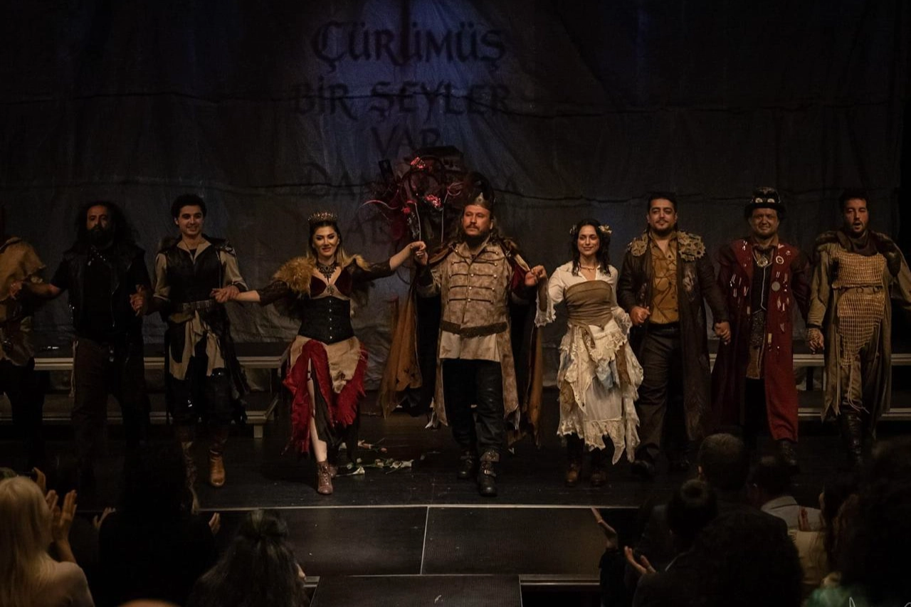 Hamlet, Avrupa’da büyük beğeni topladı