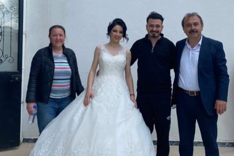 Harmancık'ta evliliğe ilk adımı oy kullanarak attılar