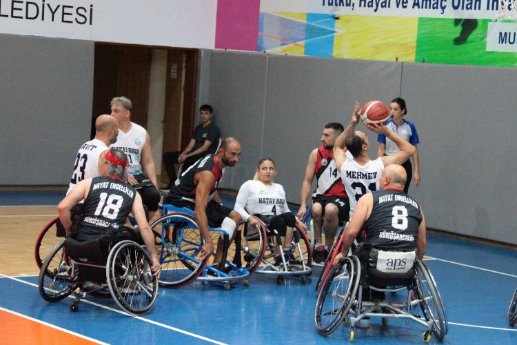 Hatay Büyükşehir'den farklı galibiyet