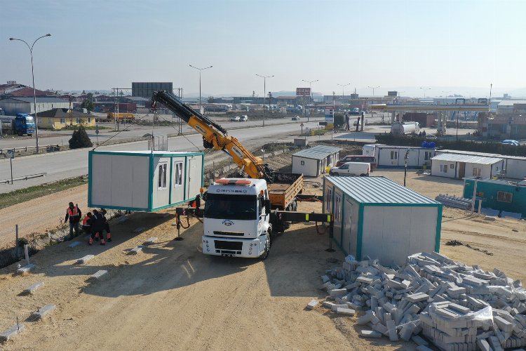 Hatay’da Konya'nın ilk konteynerleri yerleştiriliyor