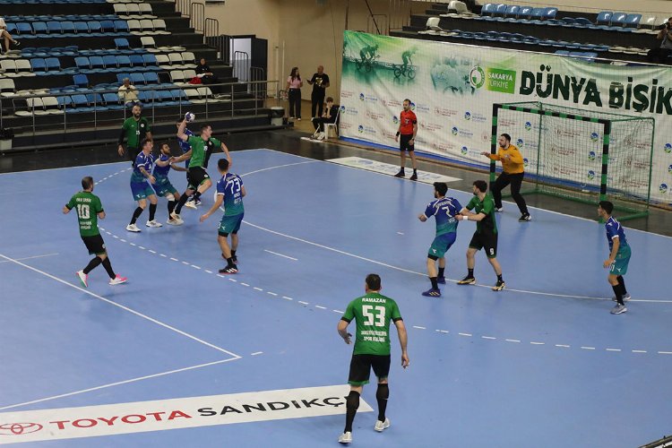 Hentbolda play-off heyecanı