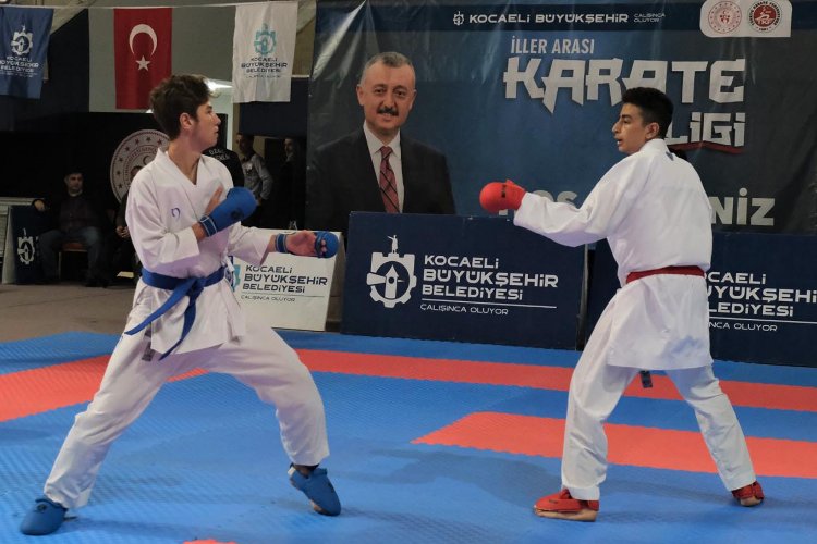 İller arası Karate Ligi Kocaeli’de nefes kesti