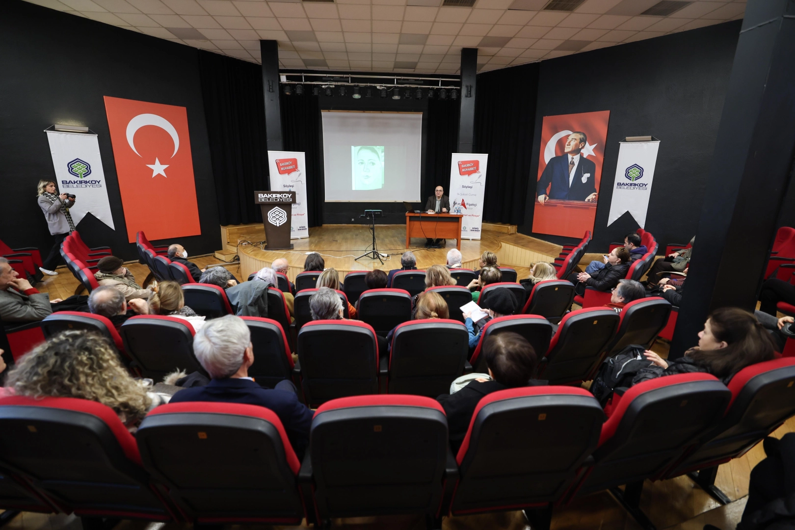 İstanbul Bakırköy'de “Nâzım Hikmet ve Piraye” söyleşişi gerçekleşti