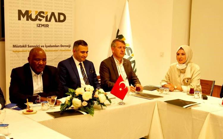 İzmir'de MÜSİAD, Kenya ile ticareti konuştu