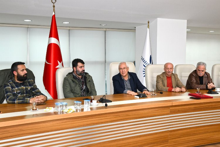 İzmir Karabağlar'da çalışanlar enflasyona ezdirilmedi