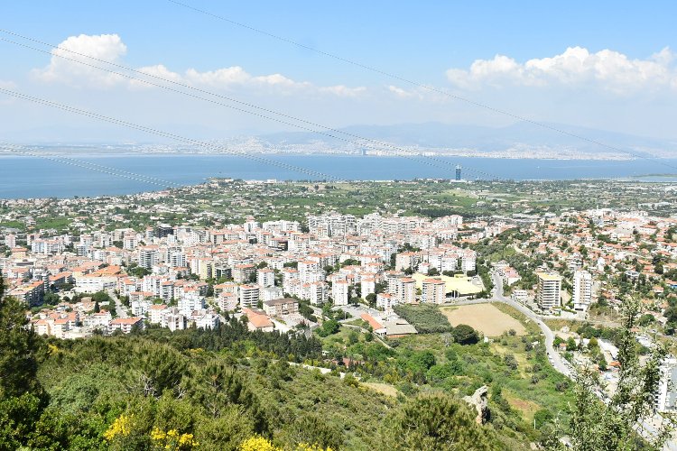 İzmir Narlıdere'de sorunlara hızlı çözüm