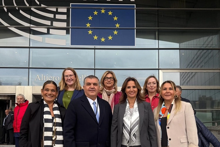 KAGİDER yönetiminden Brüksel çıkarması