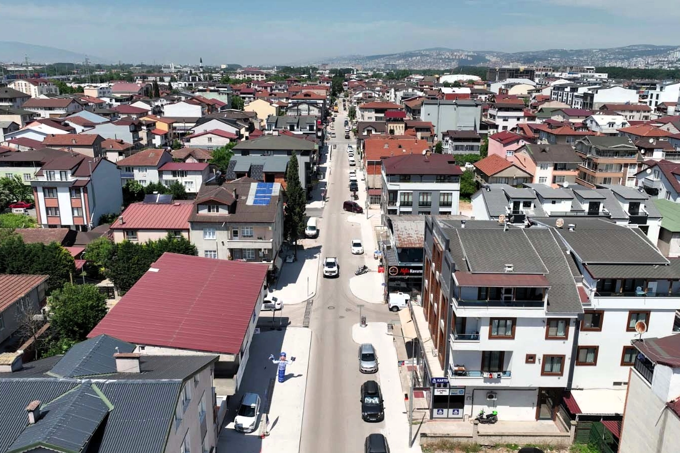 Kartepe’de 3 mahallenin yolları yenileniyor