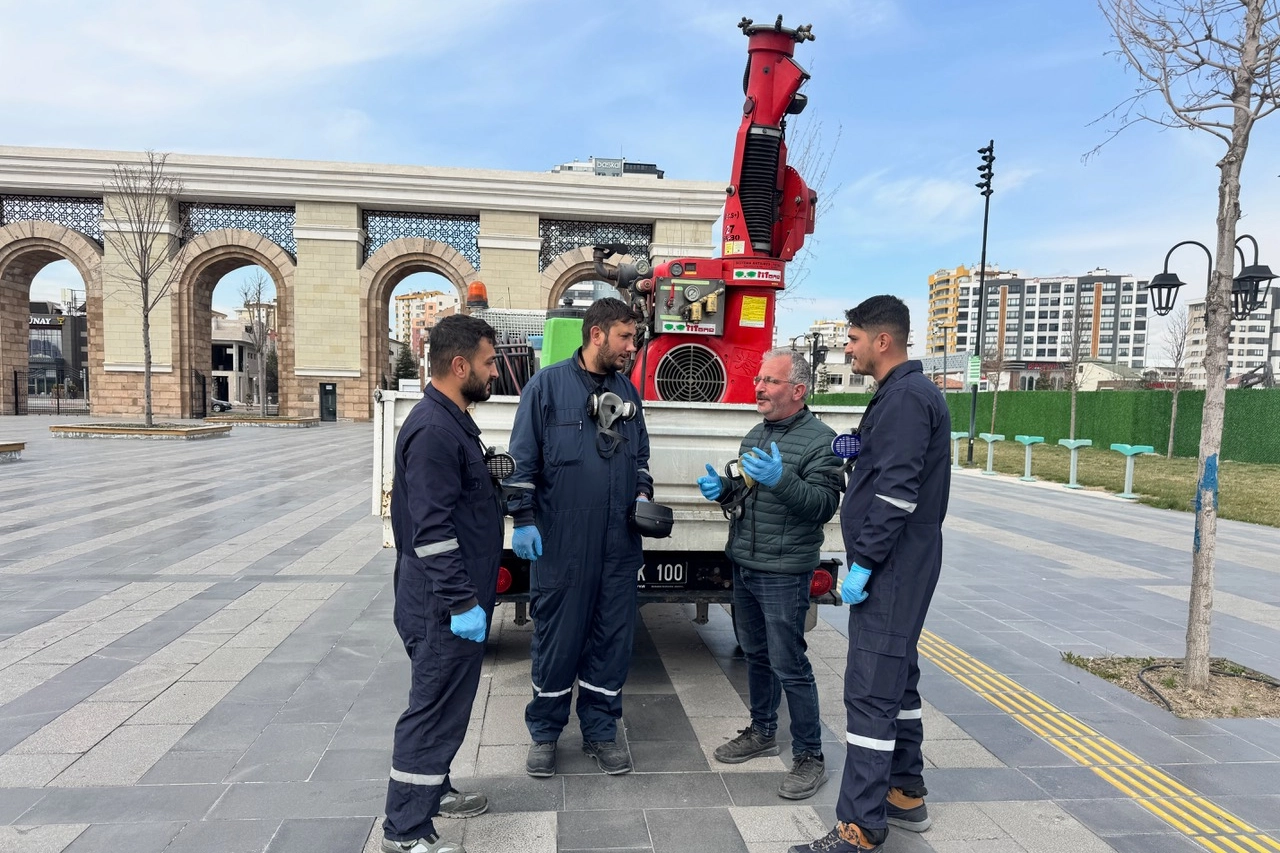 Kayseri Büyükşehir'den kapsamlı ilaçlama seferberliği