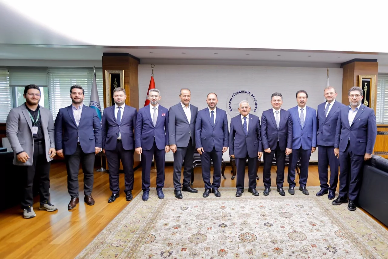 Kayseri Büyükşehir'den Yeşilay'a tam destek