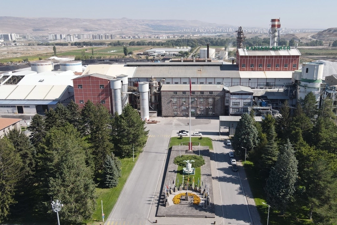 Kayseri Şeker'den üreticiye söküm avansı