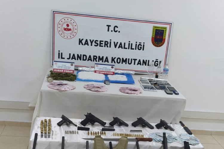 Kayseri jandarmadan uyuşturucuya darbe