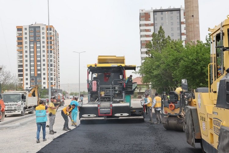 Kayseri Kocasinan'da can damarı yol tamamlanıyor