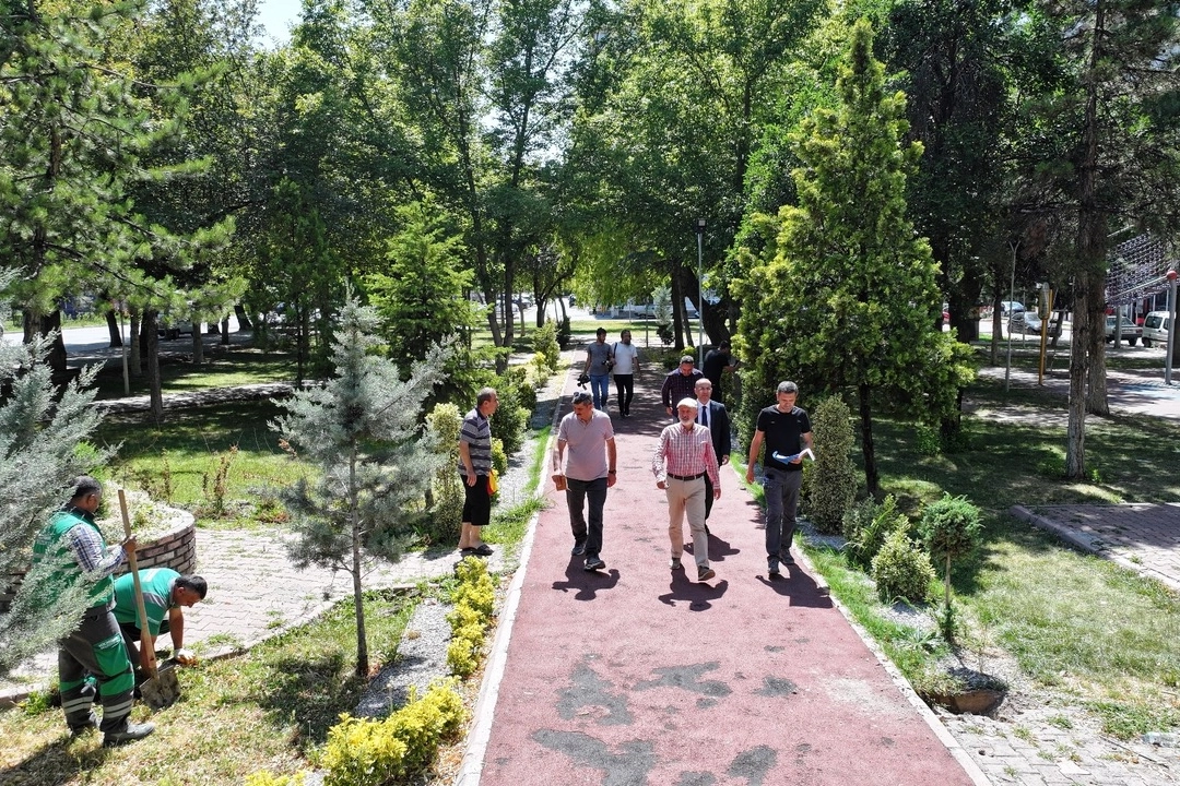 Kayseri Kocasinan'da yılların parklarına dokunuş hamlesi