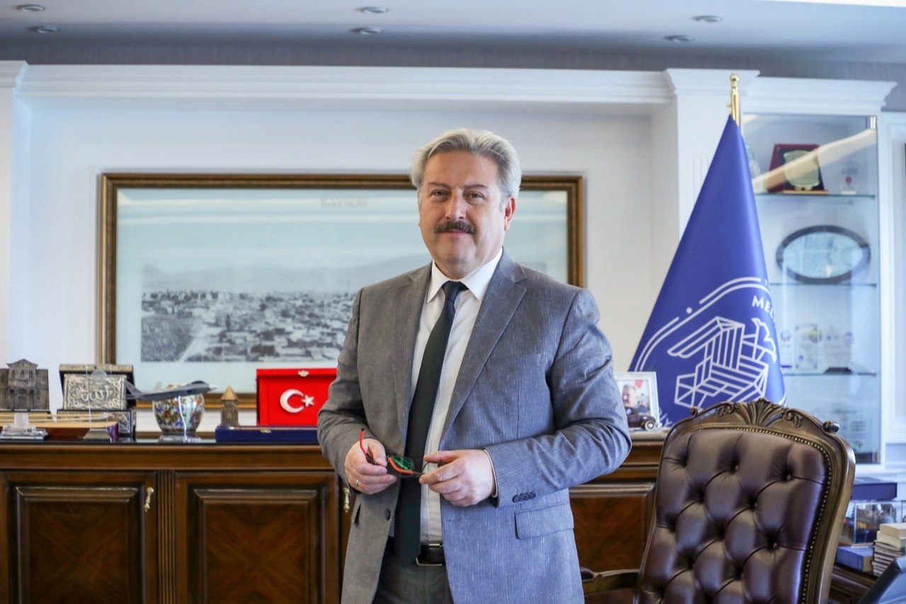 Kayseri Melikgazi'nin 'Whatsapp' hattına yoğun ilgi