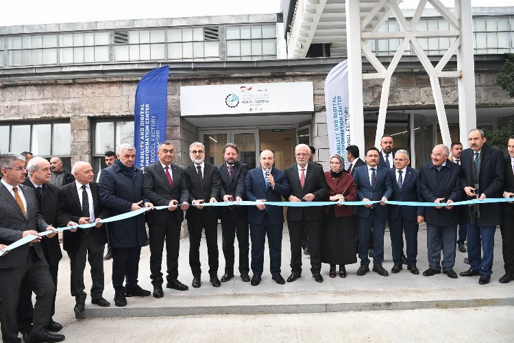 Kayseri Model Fabrika'dan resmi açılış