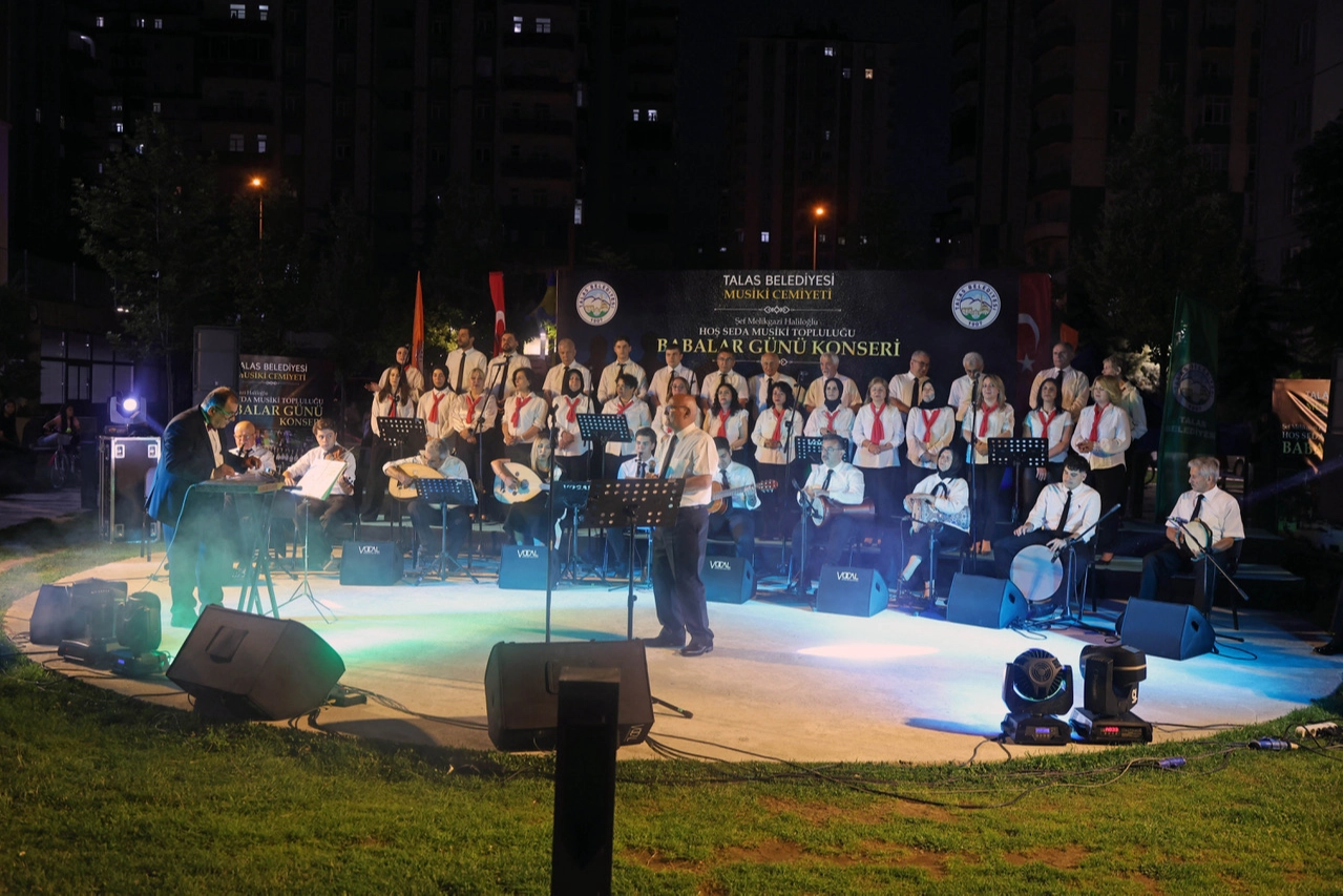 Kayseri Talas'ta musikili Babalar Günü