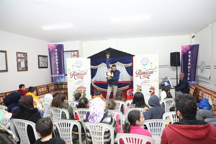 Kayseri Talas'ta çocuklara 'kukla' ile Ramazan eğlencesi 
