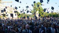 Kırklareli Üniversitesinde mezuniyet heyecanı