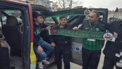 Kırmızı dolmuşların Kocaelispor sevgisi