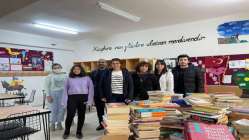 Kıyıkışlacık Okulu Kütüphanesi, kitaplarla doldu