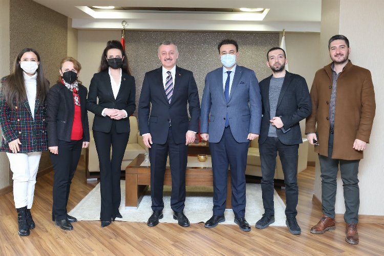 Kocaeli Büyükşehir, STK'larla her fırsatta görüşüyor 