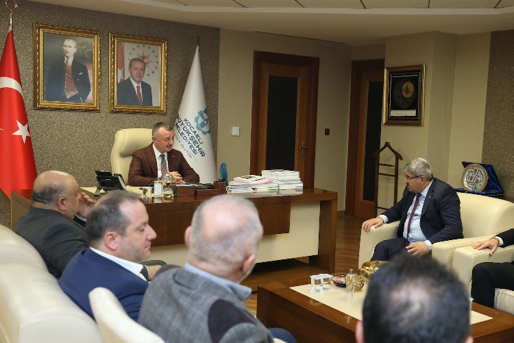 Kocaeli'de Başkan Büyükakın, KOTO yönetimini konuk etti