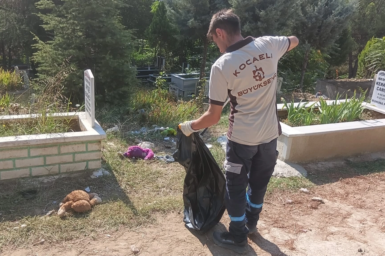 Kocaeli'de hatıralara saygı, ziyaretlere huzur