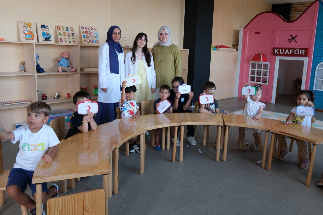 Kocaeli'de minik yüreklere ilk yardım bilinci aşılandı