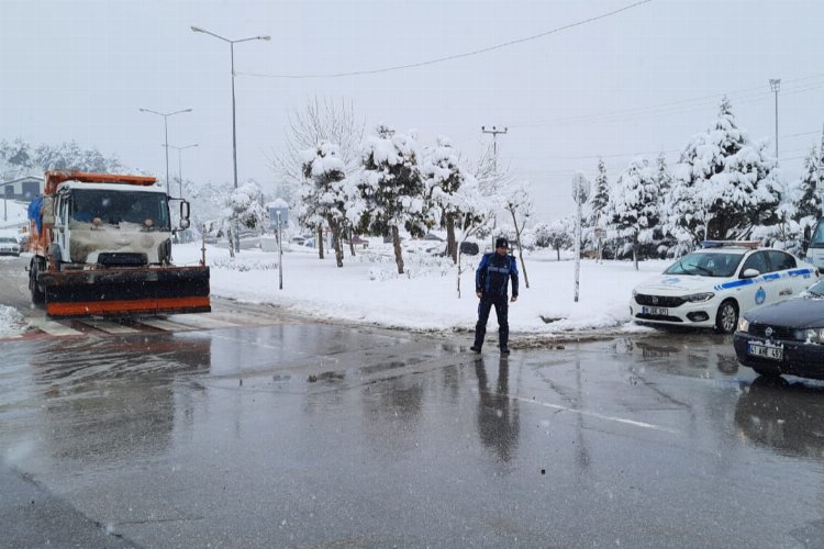 Kocaeli'de tüm ekipler kar teyakkuzunda