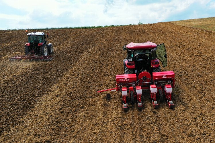 Kocaeli'den 7 bin çiftçiye 2 bin ton gübre