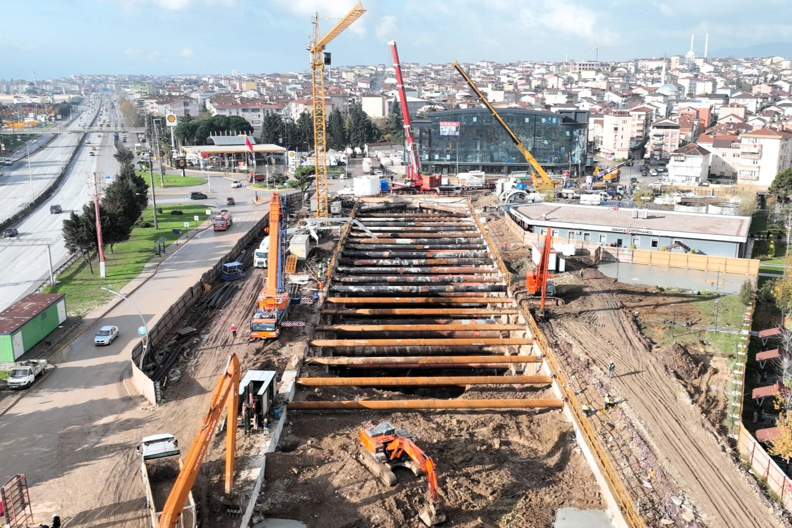 Kocaeli Derince'de iki TBM kuruluma hazırlanıyor