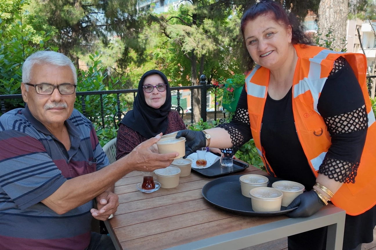 Kocaeli’nde Muharrem ayı bereketi paylaşıldı