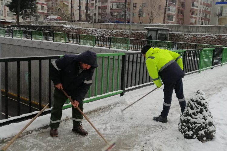 Kocaeli'nde üstgeçitler ve yaya yolları açık 