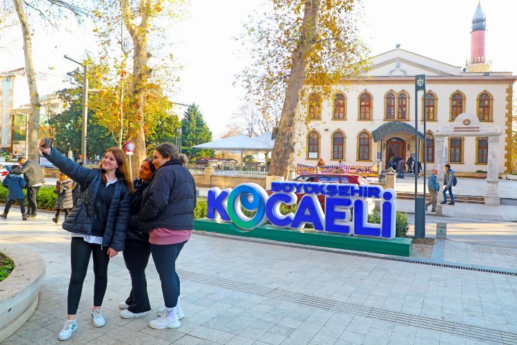 Kocaeli'nin markası bulvara yakıştı