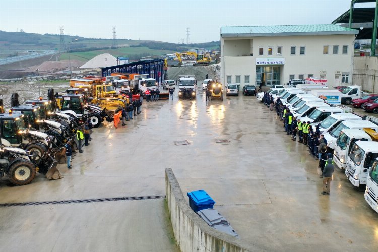 Kocaeli İzmit'te kar teyakkuzu