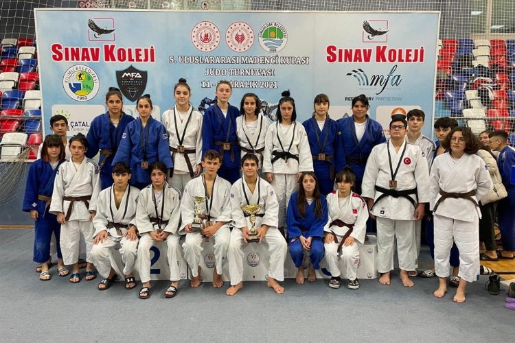 Kocaelili Judocular Zonguldak'tan 40 madalya ile döndü 