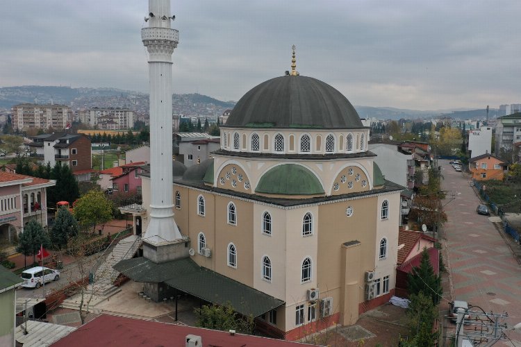Kocali'de A Takımı'ndan Eyüp Sultan Camii'ne dış bakım