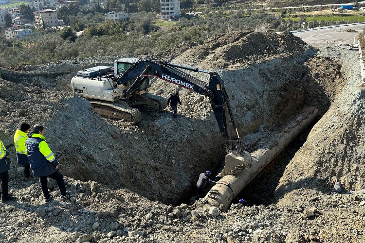 Konya adım adım Hatay'ı suyla buluşturuyor